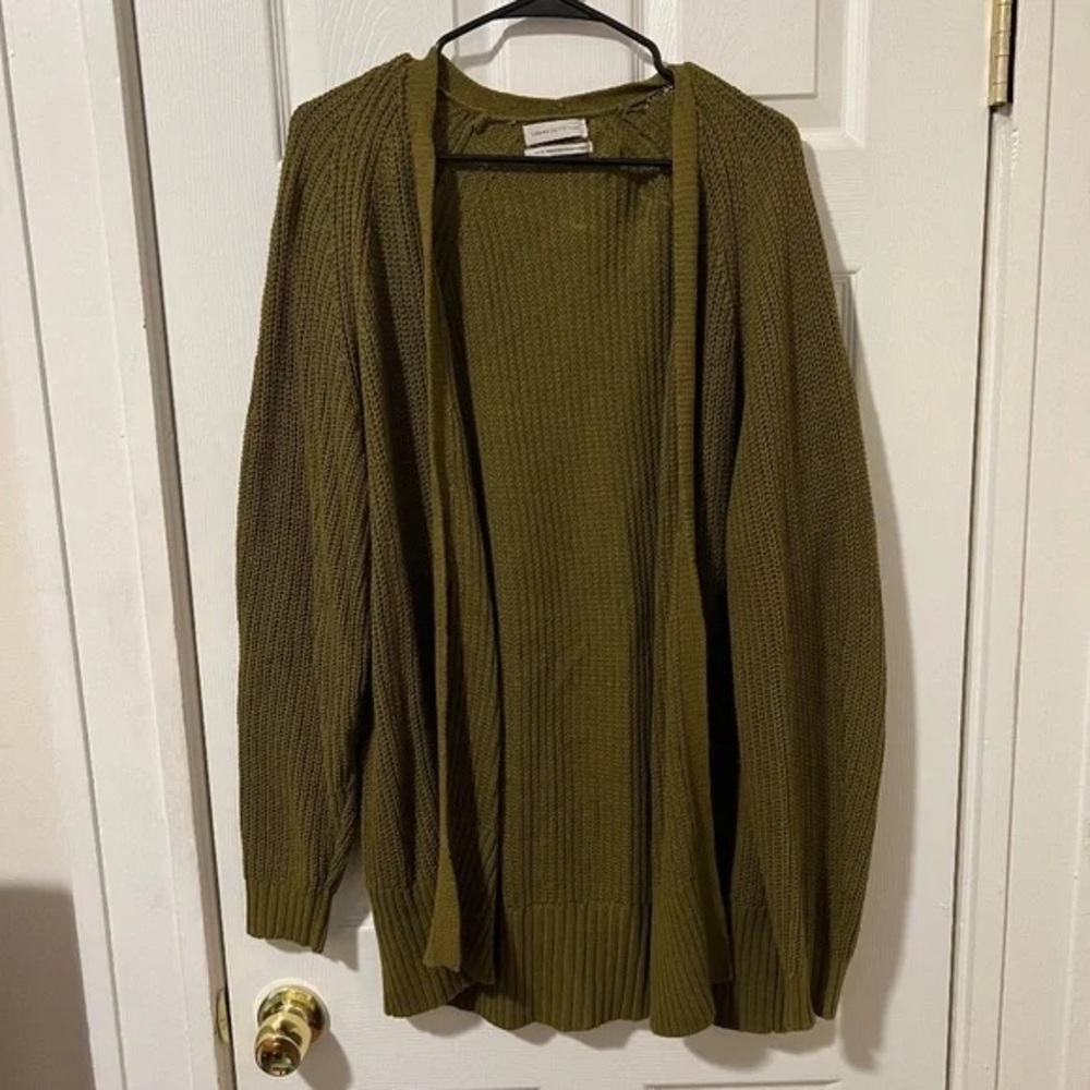GREEN URBAN OUTFITTERS CARDIGAN